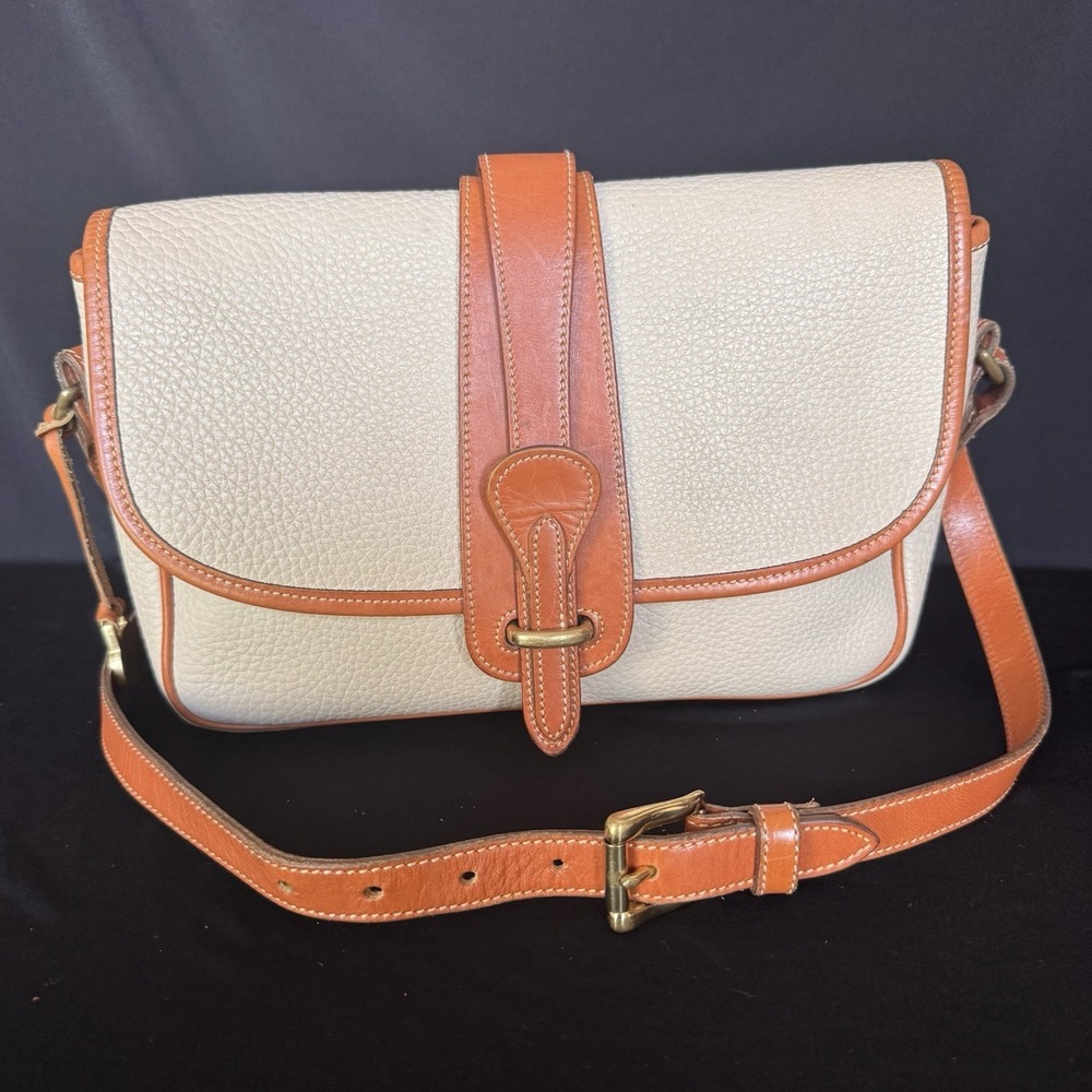 Dooney & Bourke Cream and Tan Pebbled Leather Crossbody Handbag Vintage - Picture 2 of 16